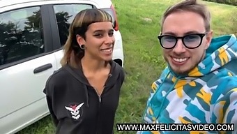 Sex In Car With Max Felicitas And The Italian Girl Moon Comelaluna Outdoor In A Park Lot Of Cumshot