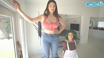 Super Tall Girl Gets Her Pussy Licked By Theodora Day As Oompa Loompa