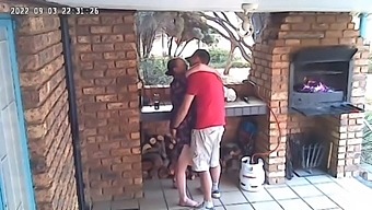 Spy Camera : Couple Caught Fucking On The Porch Of The Nature Reserve