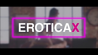Eroticax - Beautiful Adriana Chechik Makes Incredible Love In Hot Tub.