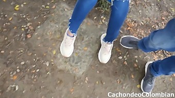 Amateur Couple Pays For Sex With Stranger In The Park
